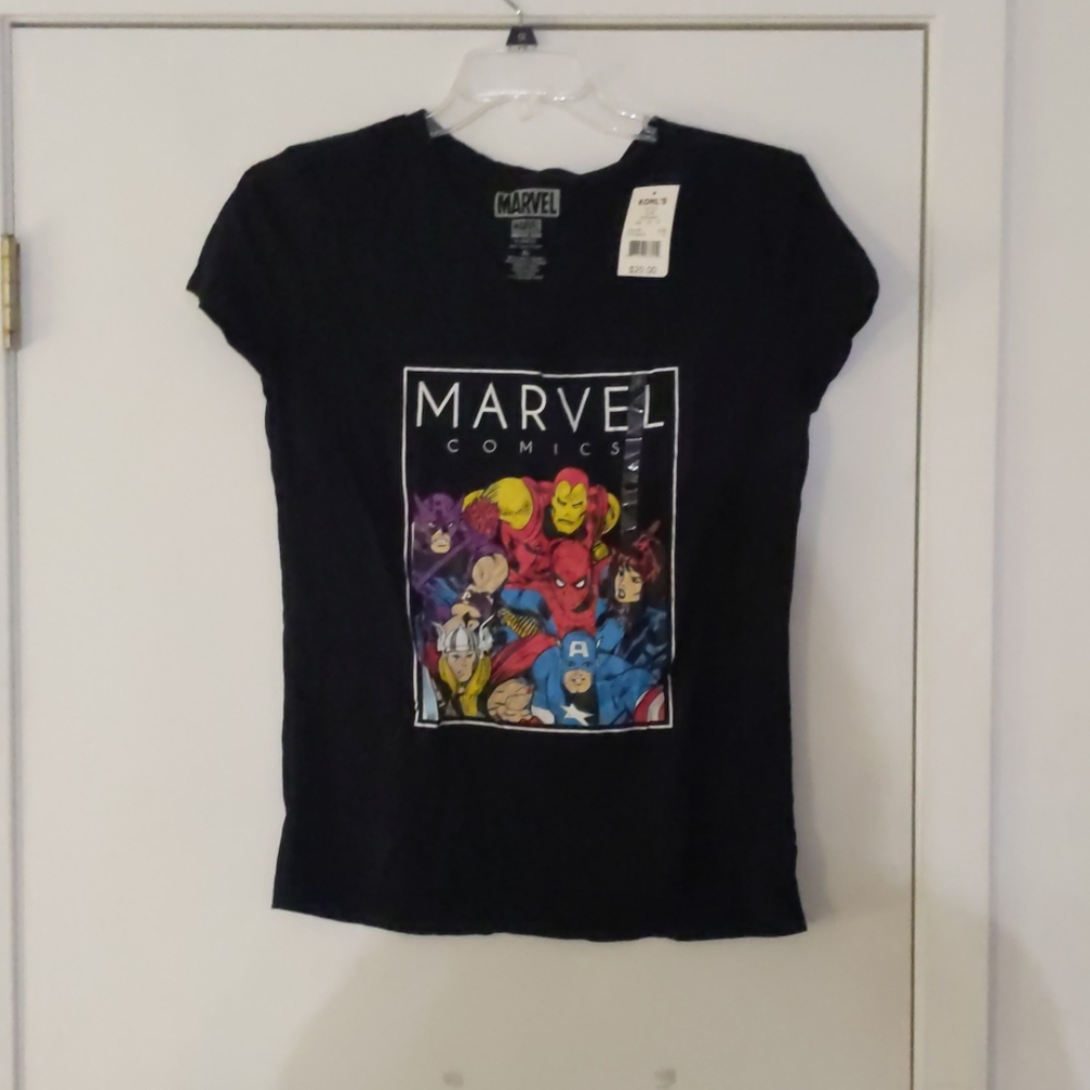Marvel Comics T Shirt Juniors sz XL